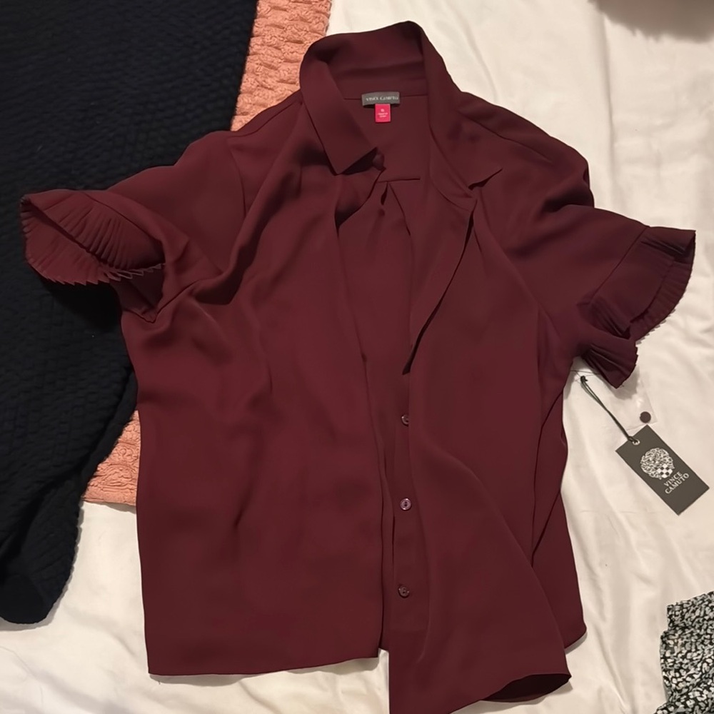 Vince Camuto Red Relaxed Button Down Shirt Notched Collar